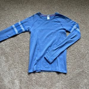 Ivivva Size 10 Blue Fly Tech Shirt